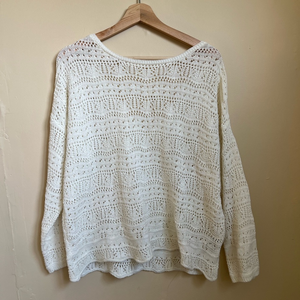 Wishlist White Crew Neck Sweater with Loose Knit Design
